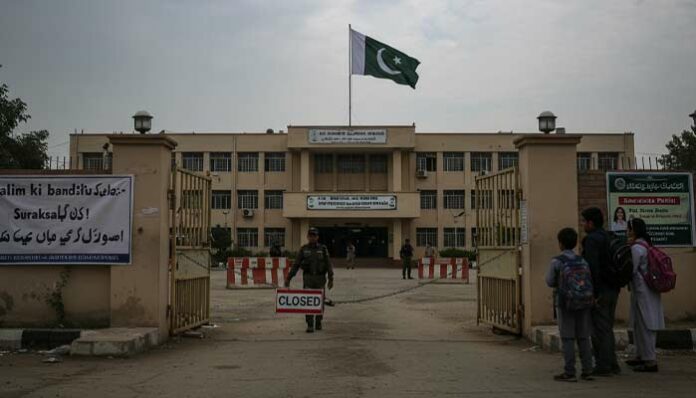 What Really Happened in Islamabad That Forced All Schools and Colleges to Shut Down, Dumdaar Point