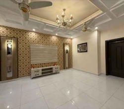 8 Marla House For Sale in Sapphire Block, Park View City, Lahore