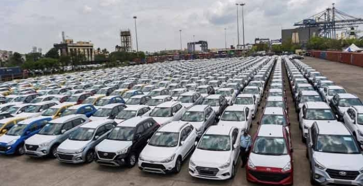 New Policy Lets Pakistan Import 5-Year-Old Cars from Next Year