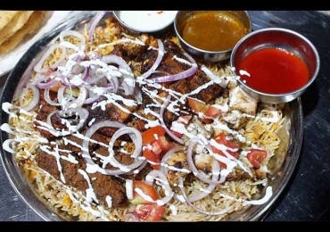 Dehli wala Food in P.E.C.H.S, Karachi